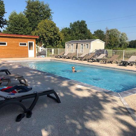 Camping Du Sevron Saint-Etienne-du-Bois  Ngoại thất bức ảnh