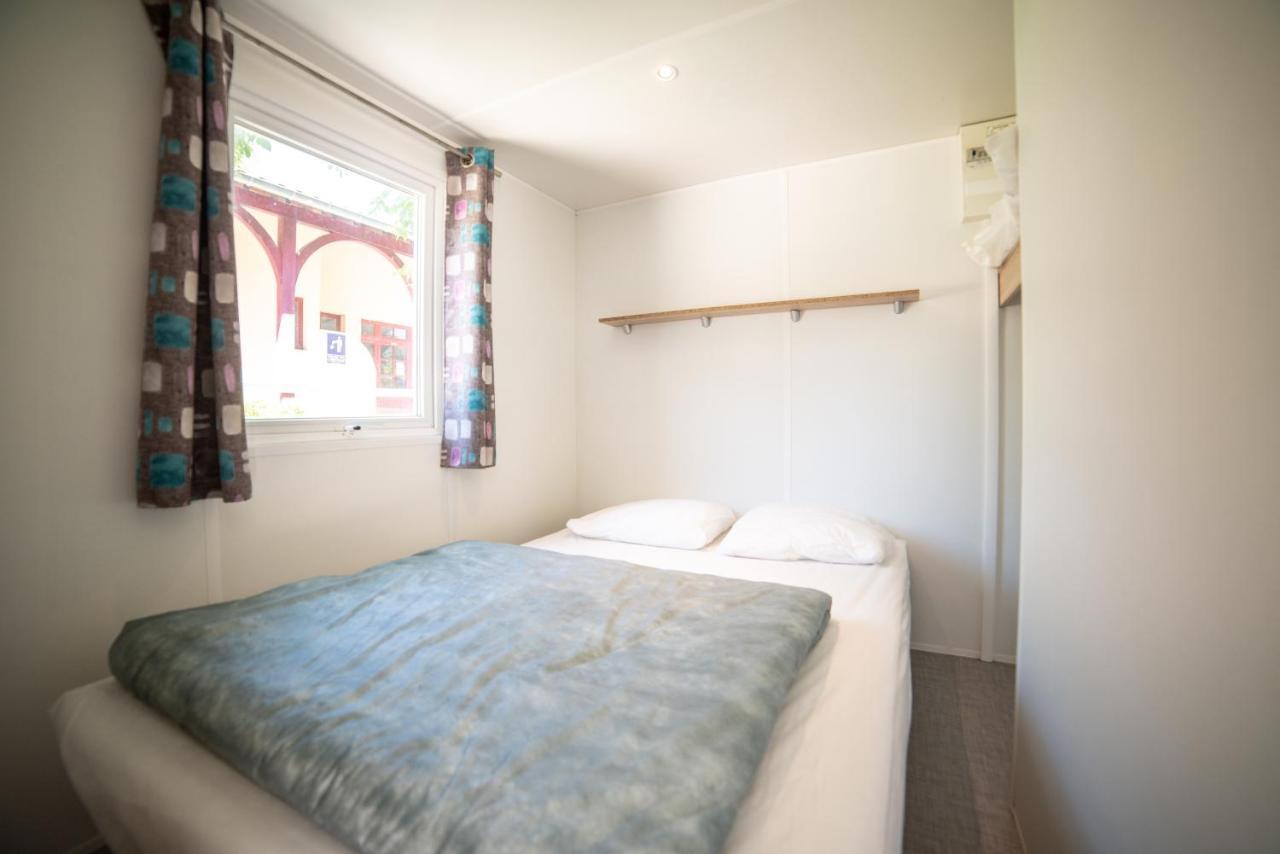 Camping Du Sevron Saint-Etienne-du-Bois  Ngoại thất bức ảnh